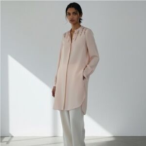 Elie Tahari powder pink silk Samaira long button down tunic blouse - Small